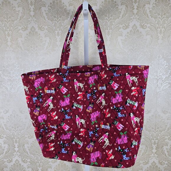 Vera Bradley Christmas  dog  Patterned Tote - Picture 6 of 13